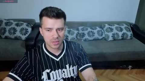 Johnny online show from June 20, 8:37 pm