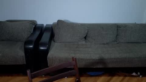 Johnny online show from October 25, 5:02 pm