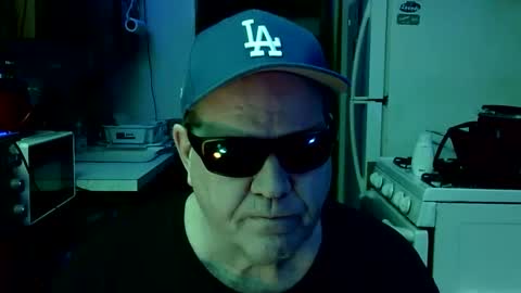 johnnytwain online show from February 21, 10:46 pm