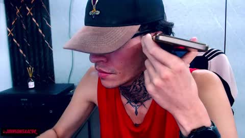 johnsonisaac94  online show from February 26, 5:13 am