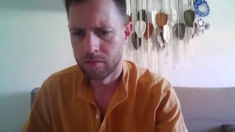 jojo19844 online show from May 19, 11:28 am