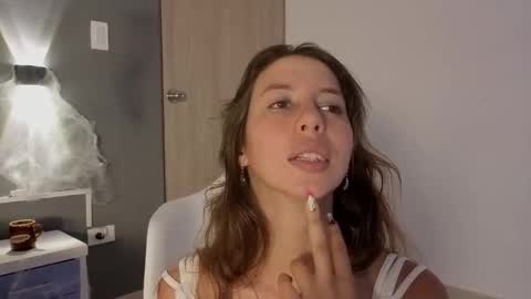 Snapshot of jolie_lov chatting on October 8, 3:07 pm jolie_lov online show from October 8, 3:07 pm