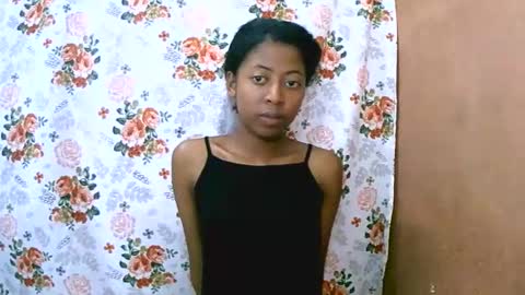 joliekah27 online show from March 10, 7:40 pm