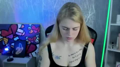 Jolly online show from December 2, 5:15 am