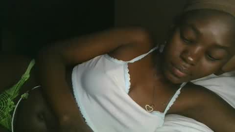 jollynabeb online show from October 23, 1:40 am