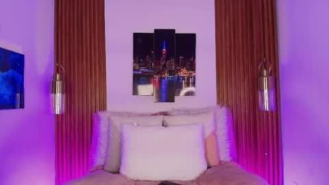 Jonas  online show from December 2, 5:04 am