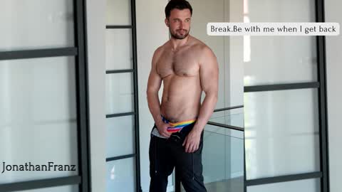 Snapshot of jonathanfranz123 chatting on February 13, 6:15 pm jonathanfranz123 online show from February 13, 6:15 pm