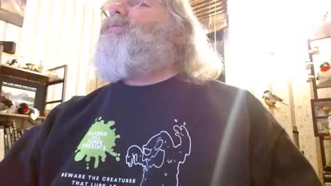 joncpics online show from February 14, 3:42 am