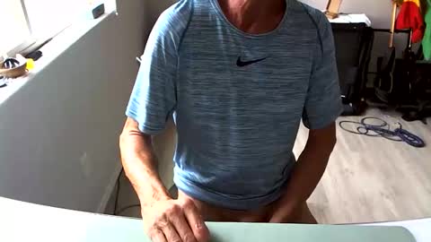 Jon Rockit online show from April 10, 5:06 pm