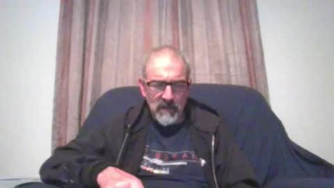 Snapshot of jony_five chatting on January 30, 3:22 am Jon online show from January 30, 3:22 am