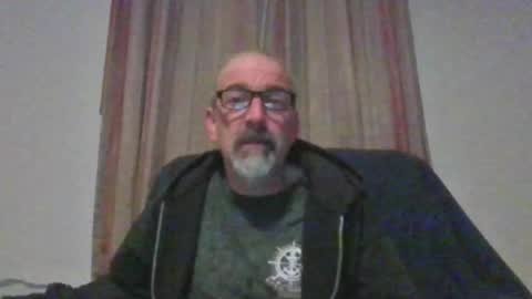 Snapshot of jony_five chatting on February 20, 2:51 am Jon online show from February 20, 2:51 am