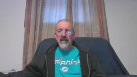 Snapshot of jony_five chatting on February 22, 3:25 pm Jon online show from February 22, 3:25 pm