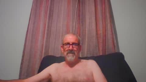 Snapshot of jony_five chatting on September 16, 2:46 am Jon online show from September 16, 2:46 am