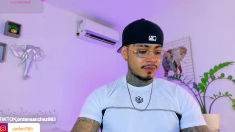 Jordan Smith online show from April 15, 9:26 pm