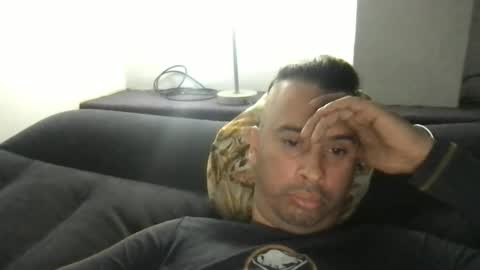 jose1234563 online show from April 15, 3:32 am