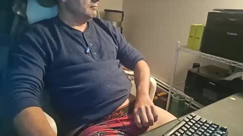 Joselitocr online show from December 17, 5:58 pm