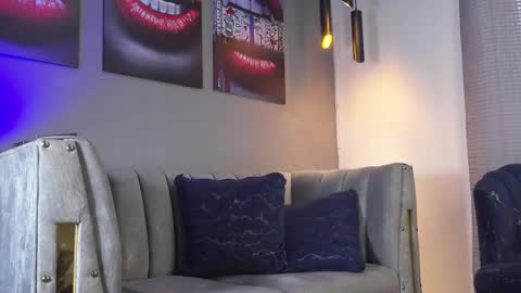 JOSEPH  online show from April 18, 11:56 am