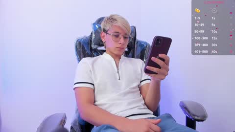 JOSEPH BROWN online show from December 31, 12:57 pm