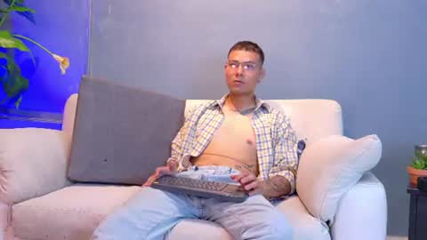 joseph_spider online show from June 12, 7:13 pm
