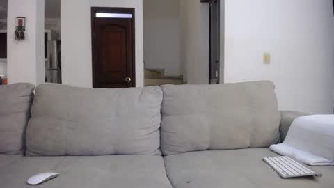 josezaens_ online show from October 5, 7:28 am