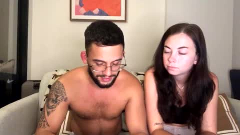 josh_xo online show from November 20, 6:27 pm