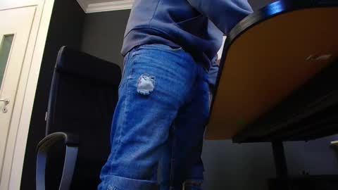 JoshKnight online show from March 6, 11:36 am