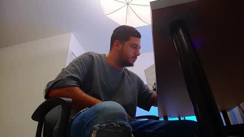 JoshKnight online show from October 29, 6:04 am