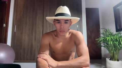 Im Jouliano online show from November 24, 11:14 pm