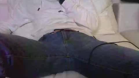 jovenduro84 online show from November 5, 3:08 am