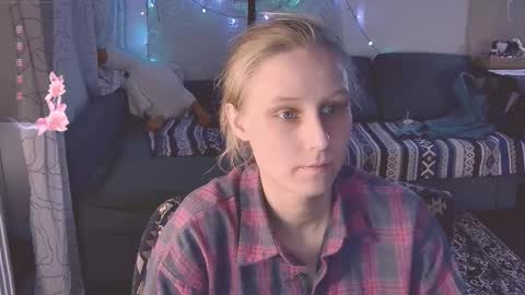 joy_keys online show from February 13, 7:52 pm