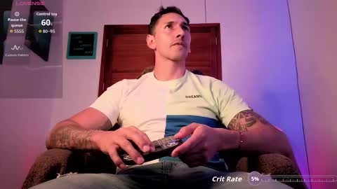  JOYLOPEZFIT online show from March 29, 5:03 pm