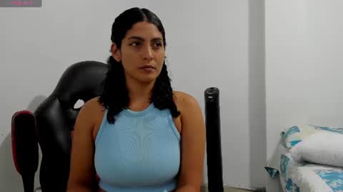 sofiaparker8 online show from June 24, 11:23 pm