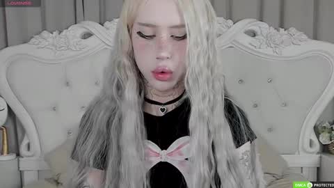 Joy Barker online show from November 8, 3:20 am