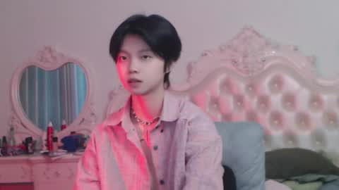 joycekay online show from April 13, 1:54 am