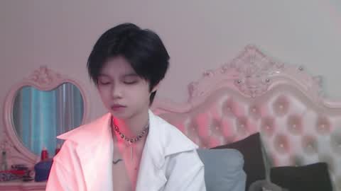 joycekay online show from May 18, 1:37 am