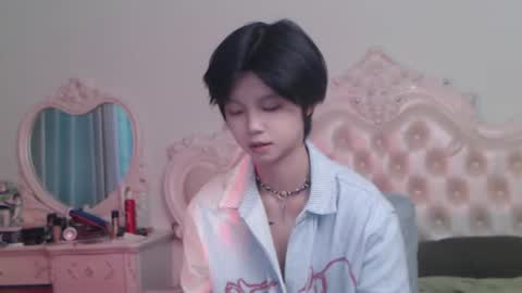 joycekay online show from June 25, 5:12 am