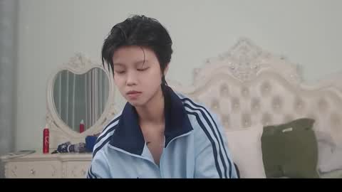 joycekay online show from November 6, 8:23 pm