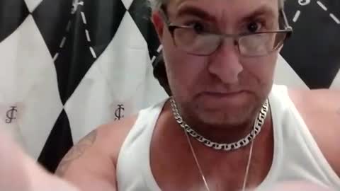jtg1576 online show from June 29, 6:43 am