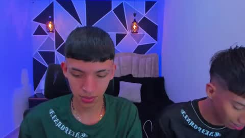 JuanSteven online show from November 19, 4:01 am