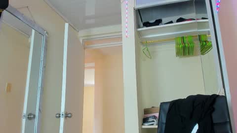 Snapshot of juanbladde chatting on September 14, 4:52 pm Juan Esteban online show from September 14, 4:52 pm