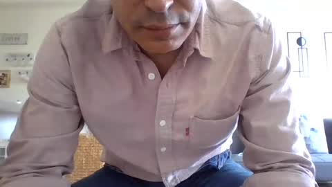 juanearth1 online show from July 9, 10:36 pm