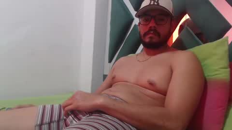 juanfe_style online show from September 8, 6:18 pm