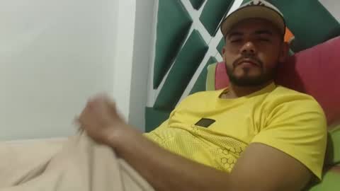 juanfe_style online show from October 13, 5:53 am