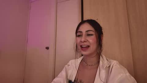 Snapshot of juanilla99 chatting on October 21, 4:50 am juanilla99 online show from October 21, 4:50 am