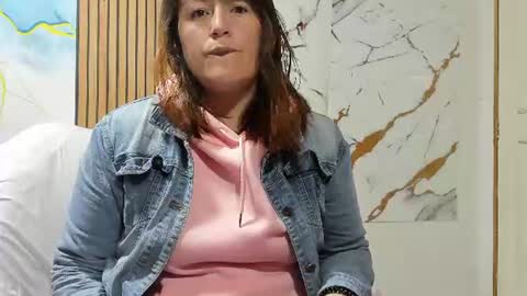 juanita online show from July 21, 8:27 am