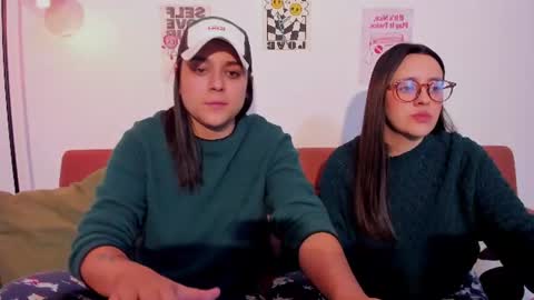 juanitaaa_ online show from June 28, 11:01 pm