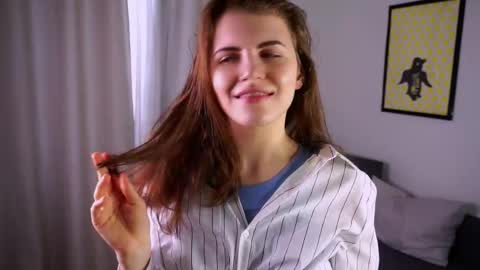 Isabel online show from April 8, 9:34 am