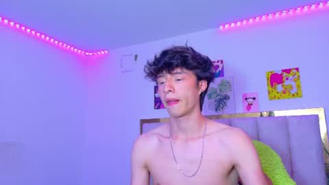 juanmres online show from June 28, 8:38 pm