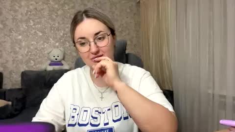 Snapshot of judevalenti chatting on October 2, 6:28 pm JudeValenti online show from October 2, 6:28 pm