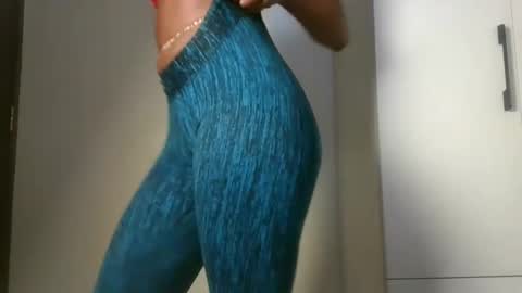 Juicey lovely online show from March 18, 3:56 am